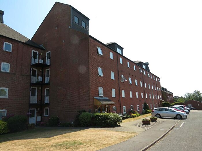 1 Bedroom Flat To Rent In Swonnells Court, Lowestoft, NR32