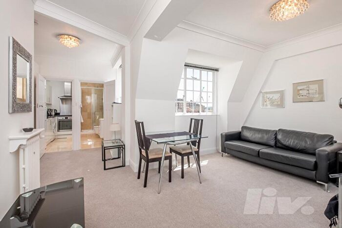 Flat To Rent In Mortimer Court, Abbey Road, St Johns Wood, NW8