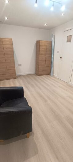 Farm To Rent In Wembley, HA9