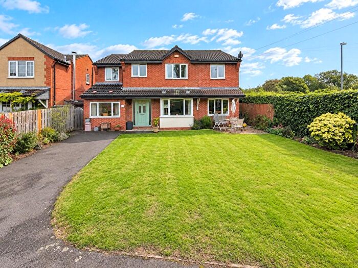 5 Bedroom Detached House For Sale In Kingfisher Drive, Aiskew, Bedale, North Yorkshire, DL8