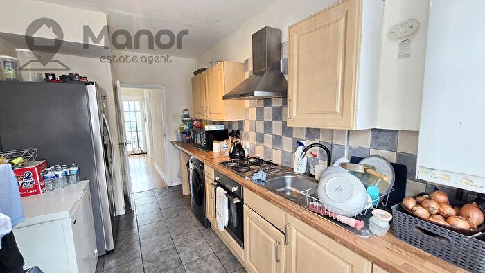 3 Bedroom Terraced House To Rent In Plantagenet Place, Broomfield Road, Chadwell Heath, RM6