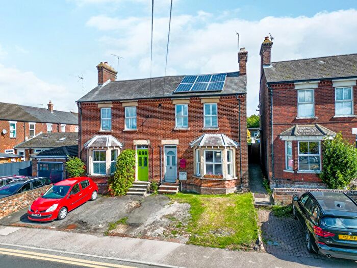 3 Bedroom Semi-Detached House For Sale In Wingrave Road, Tring, HP23