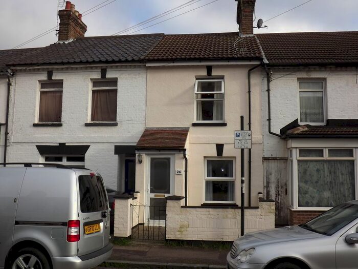 2 Bedroom Terraced House To Rent In Park Street, Southend, SS0