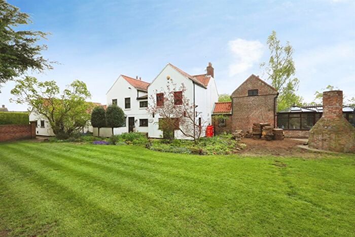 4 Bedroom Detached House For Sale In The Green, Misson, Doncaster, DN10