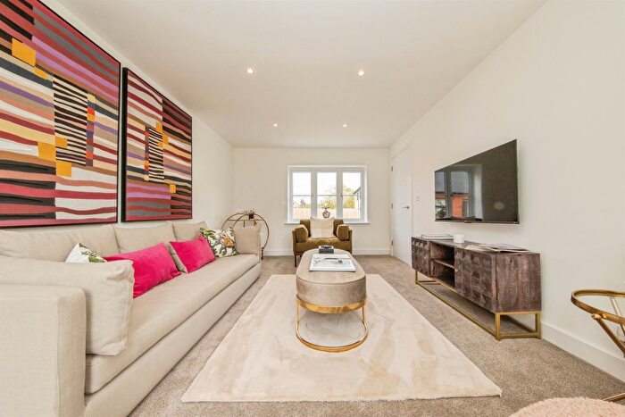 3 Bedroom Detached House For Sale In Sudbury Fields, Great Cornard, Sudbury, CO10