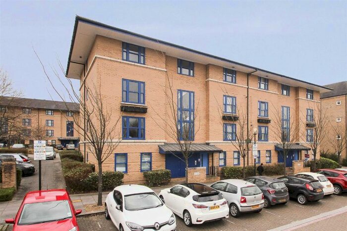 1 Bedroom Flat To Rent In North Row, Milton Keynes, MK9