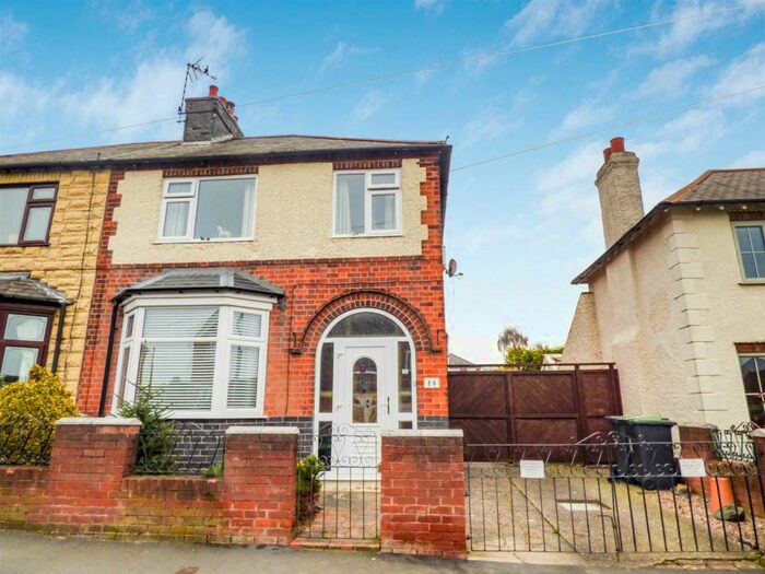 3 Bedroom Semi Detached House For Sale In New Eaton Road, Stapleford