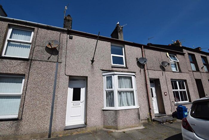 House For Sale In Chapel Street, Porthmadog, LL49