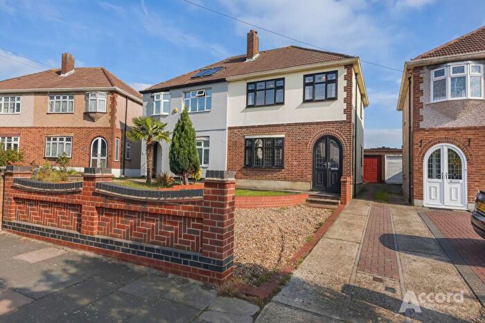 4 Bedroom Semi-Detached House For Sale In Ayr Way, Romford, RM1