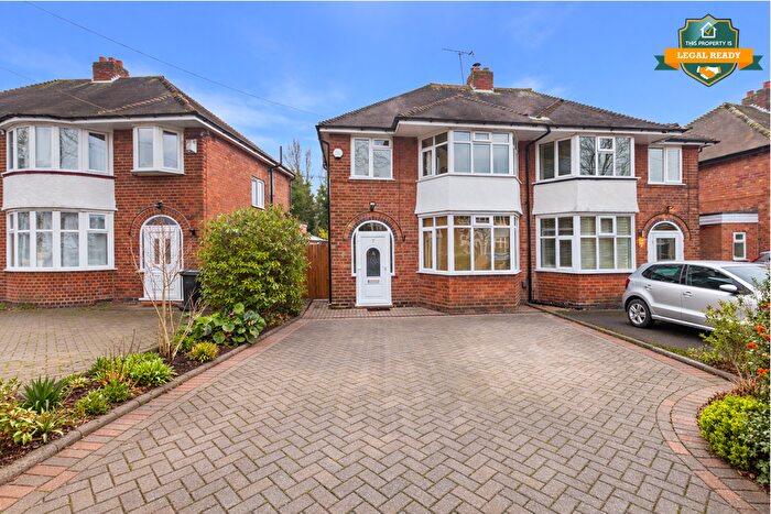 3 Bedroom Semi Detached House For Sale In Roylesden Crescent, Sutton Coldfield, B73