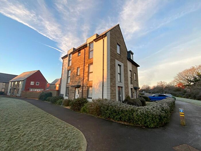 4 Bedroom Town House For Sale In Turner Road, Yate, BS37
