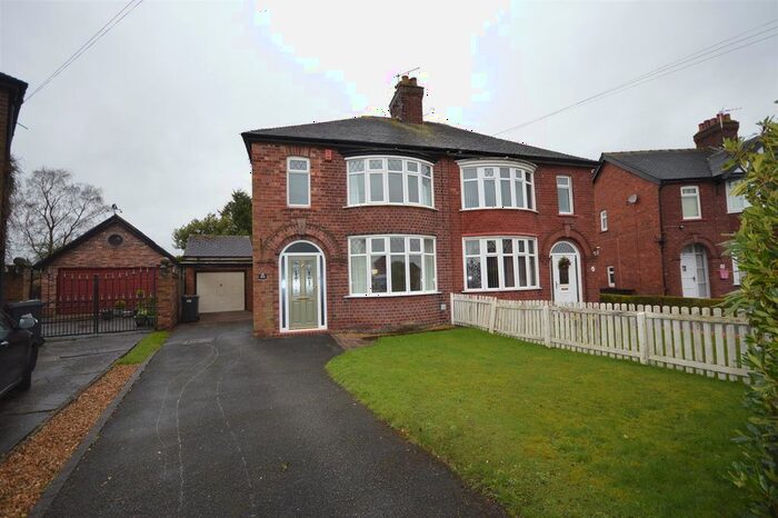 3 Bedroom Semi-Detached House To Rent In Westlands Road, Middlewich, CW10