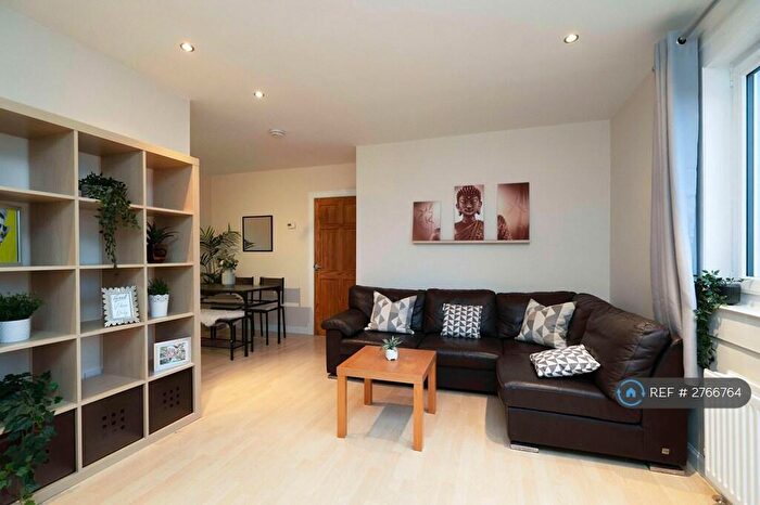 1 Bedroom Flat To Rent In South Gyle Loan, Edinburgh, EH12