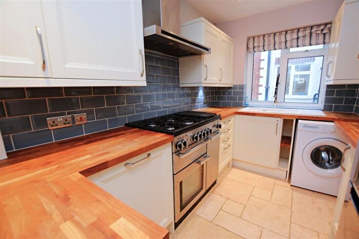2 Bedroom Flat To Rent In Baltic Close, Central Colliers Wood, SW19