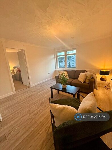 1 Bedroom Flat To Rent In Glenfinnan Road, Glasgow, G20