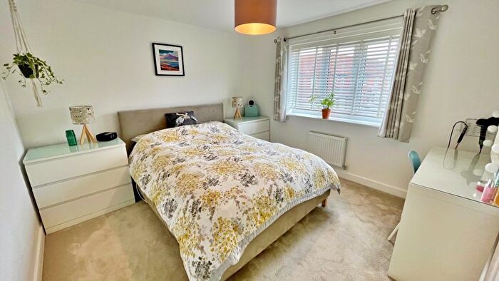 5 Bedroom Detached House For Sale In Field Avenue, Saxilby, Lincoln, LN1
