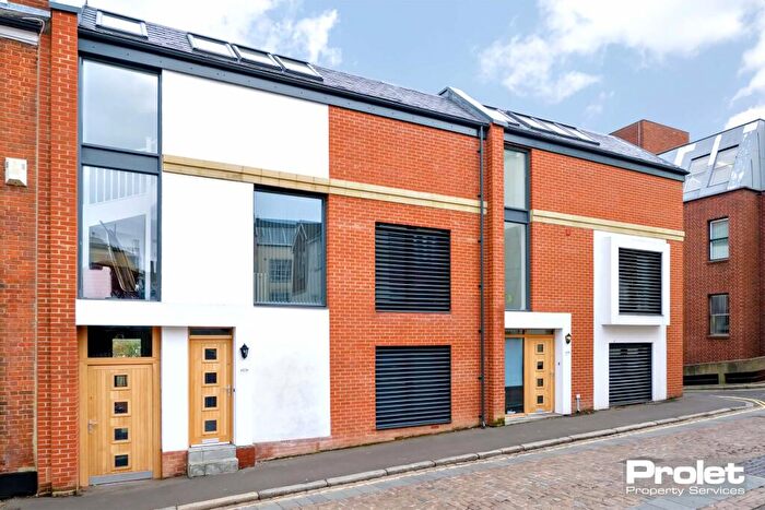 5 Bedroom Town House To Rent In Pottergate, Colman Point, Norwich, NR2