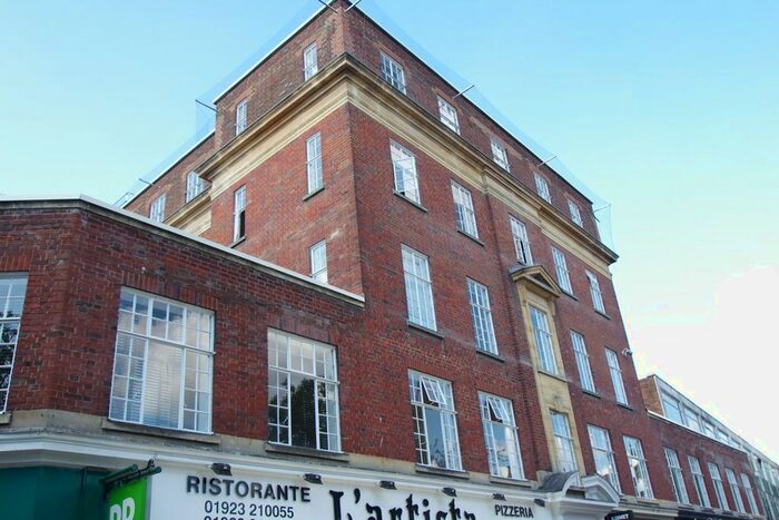 2 Bedroom Flat To Rent In The Parade, High Street, Watford, WD17