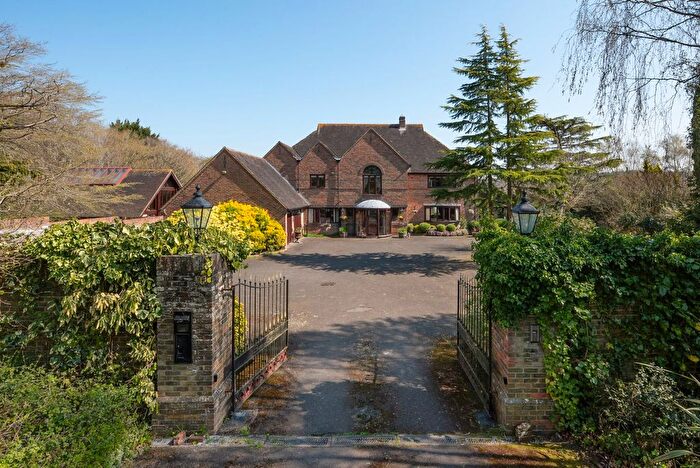 4 Bedroom Detached House For Sale In Pean Hill, Whitstable, CT5