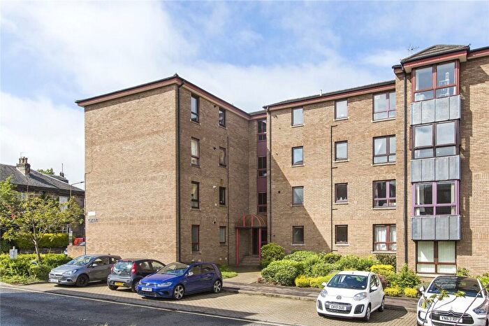 2 Bedroom Flat To Rent In Sienna Gardens, Sciennes, Edinburgh, EH9