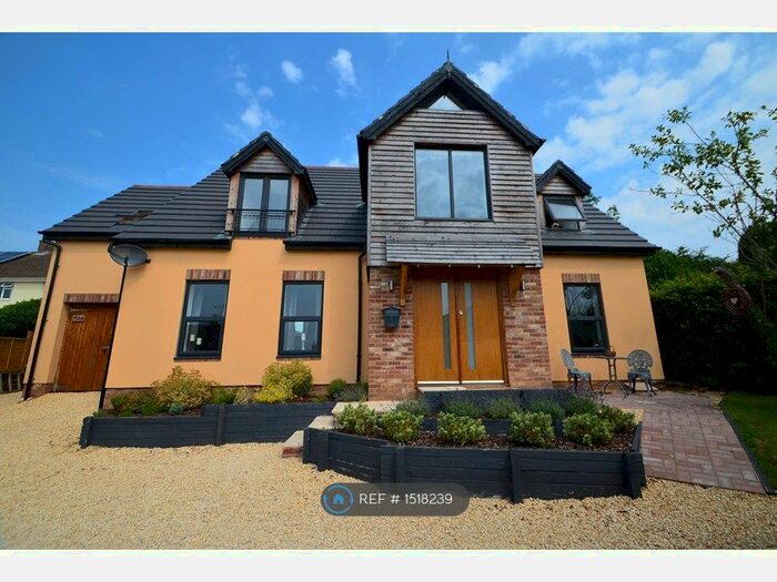 3 Bedroom Detached House To Rent In Bisley Road, Stroud, GL5