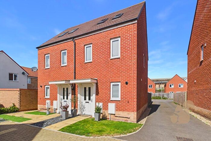 3 Bedroom Semi Detached House For Sale In Allen Aldridge Grove, Stanway, CO3