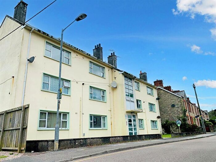2 Bedroom Flat To Rent In Moorland Road, St. Austell, PL25