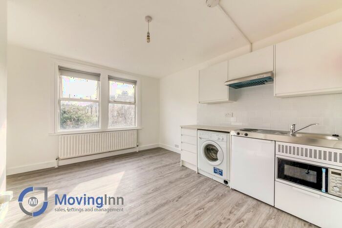 Studio To Rent In Helix Gardens, Brixton, SW2