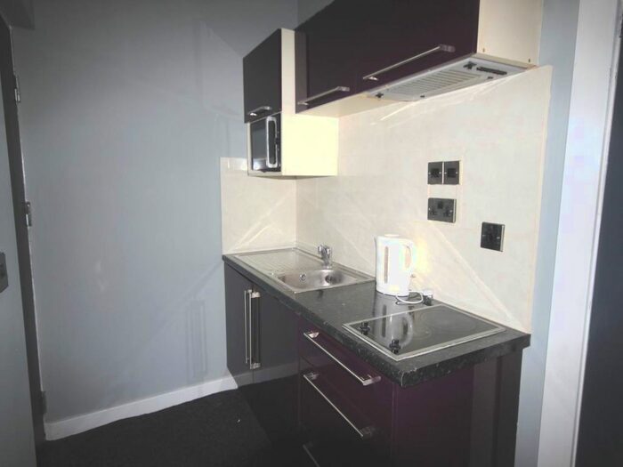 Studio To Rent In Great Horton Road, Great Horton, Bradford, BD7