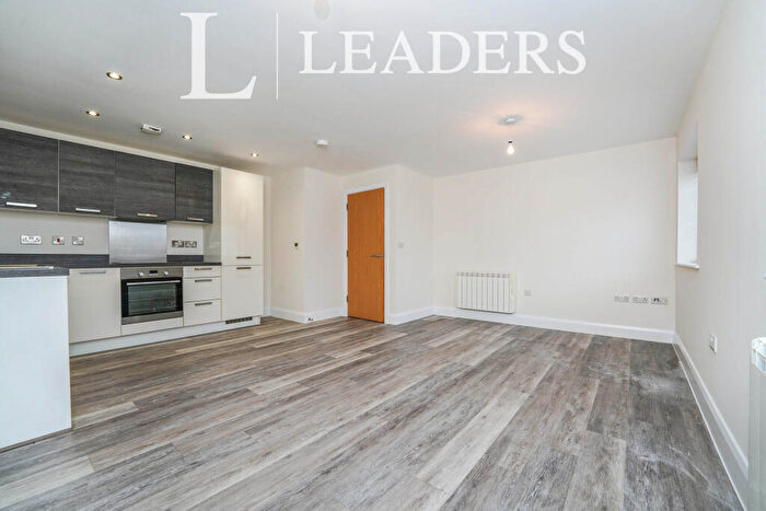 1 Bedroom Flat To Rent In London Road, Tetbury, Gloucestershire, GL8