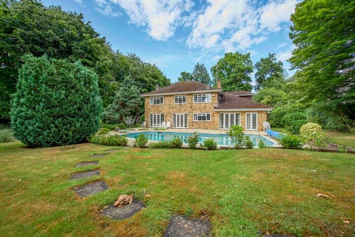 5 Bedroom Detached House To Rent In Old Avenue, West Byfleet, KT14