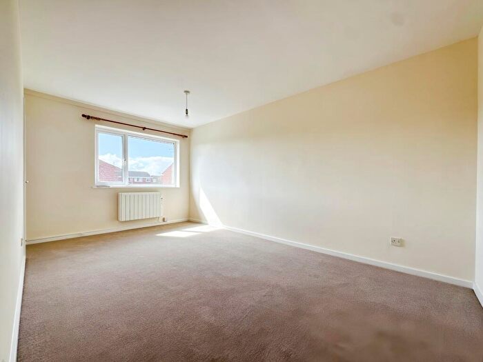 2 Bedroom Maisonette To Rent In Trevelyan Crescent, Stratford-upon-Avon, CV37