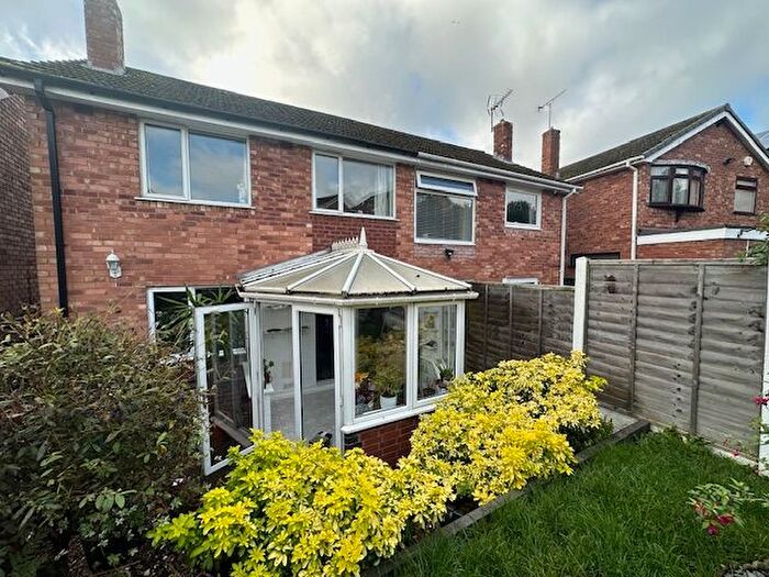 3 Bedroom Property To Rent In Ferndale Crescent, Kidderminster, DY11