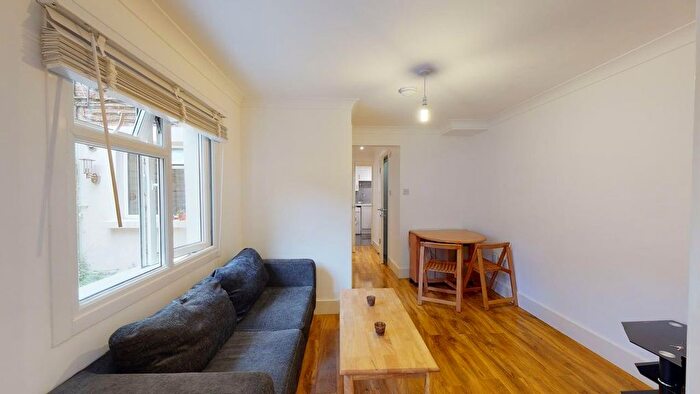 1 Bedroom Flat To Rent In Churchfield Road, Acton, W3