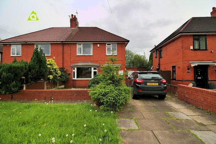 3 Bedroom Semi-Detached House To Rent In Townsfield Road, Westhoughton, BL5