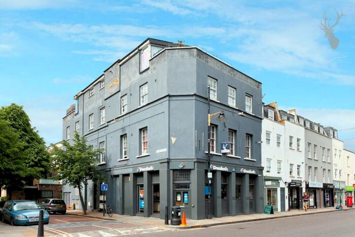 2 Bedroom Flat To Rent In Roman Road, London, E3