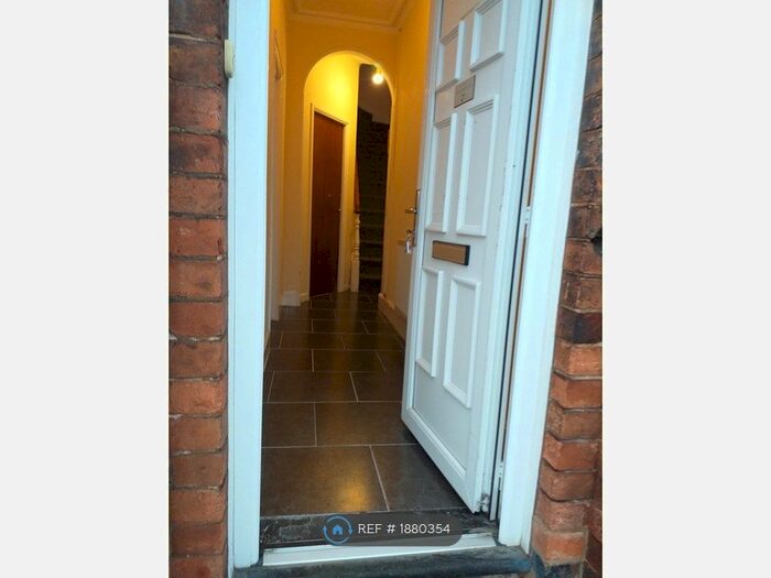 1 Bedroom Flat To Rent In Oswald Road, Oswestry, SY11