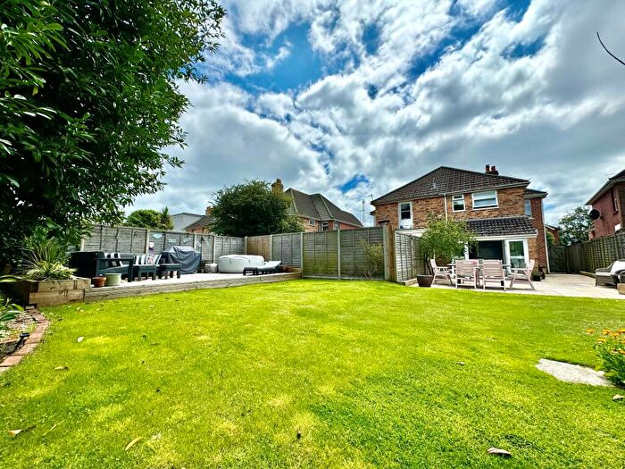 3 Bedroom Semi-Detached House To Rent In Gorleston Road, Branksome, BH12