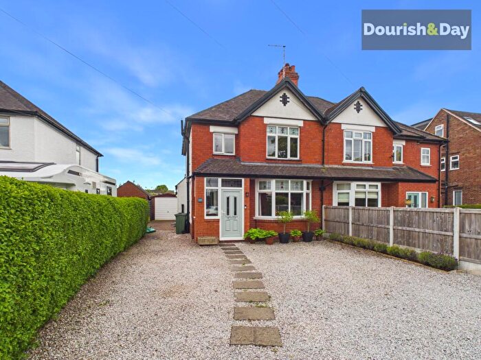 3 Bedroom Semi-Detached House For Sale In Eccleshall Road, Stafford, ST16