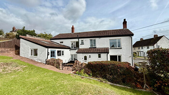 4 Bedroom Detached House For Sale In Boobery, Sampford Peverell, Tiverton, EX16