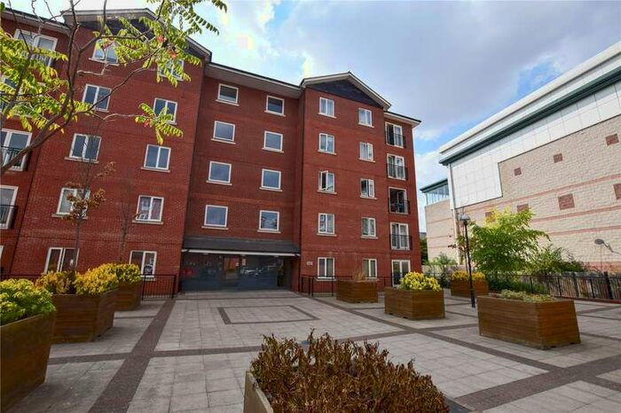2 Bedroom Apartment To Rent In John Dyde Close, CM23