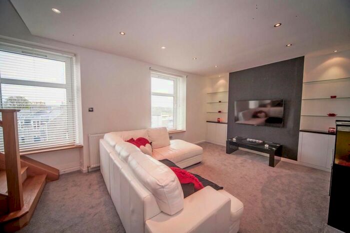 2 Bedroom Flat To Rent In Western Road, Aberdeen, AB24