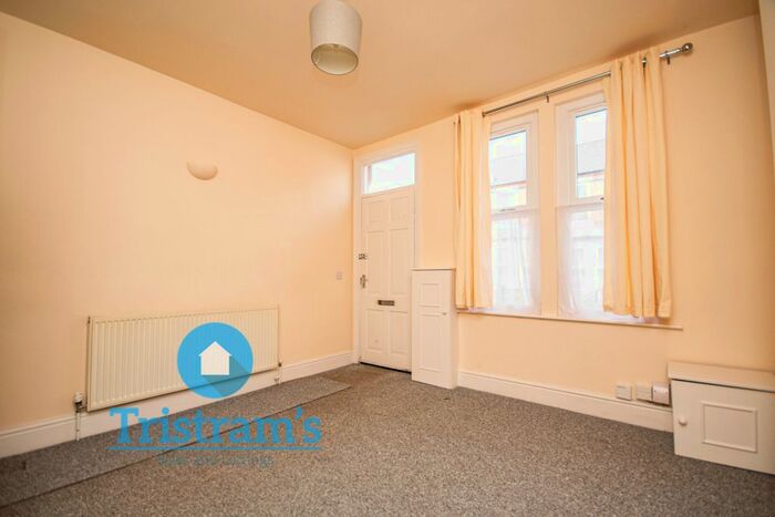 2 Bedroom Terraced House To Rent In Wordsworth Road, Nottingham, NG7