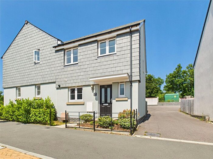 3 Bedroom Semi-Detached House To Rent In Trevarner Meadow, Wadebridge, PL27