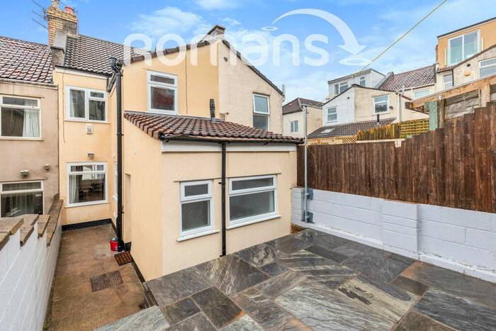 3 Bedroom Terraced House To Rent In Elmdale Road, BS3