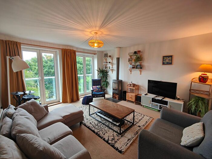 3 Bedroom Terraced House To Rent In Vernon Place, Falmouth, TR11