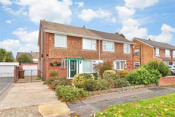 3 Bedroom Semi Detached House For Sale In Ashmead Close, Lordswood, Chatham, Kent, ME5