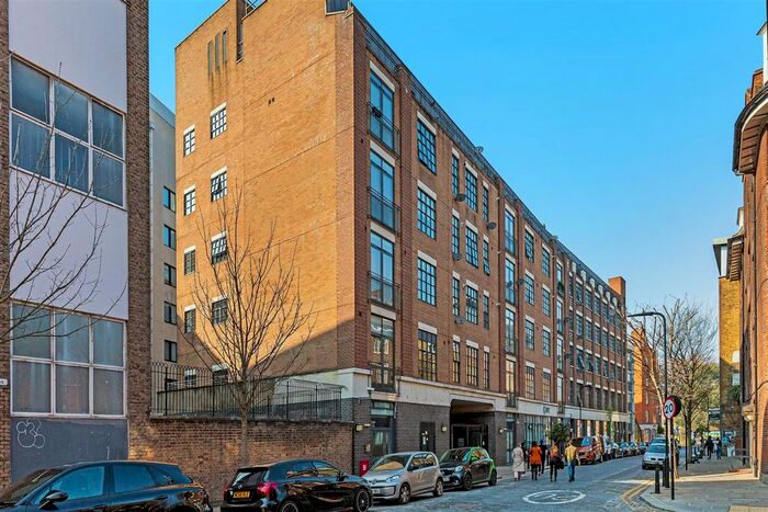 2 Bedroom Flat To Rent In Boundary Street, Shoreditch, E2
