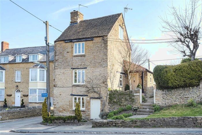4 Bedroom Detached House For Sale In Oxford Road, Enstone, Chipping Norton, Oxfordshire, OX7