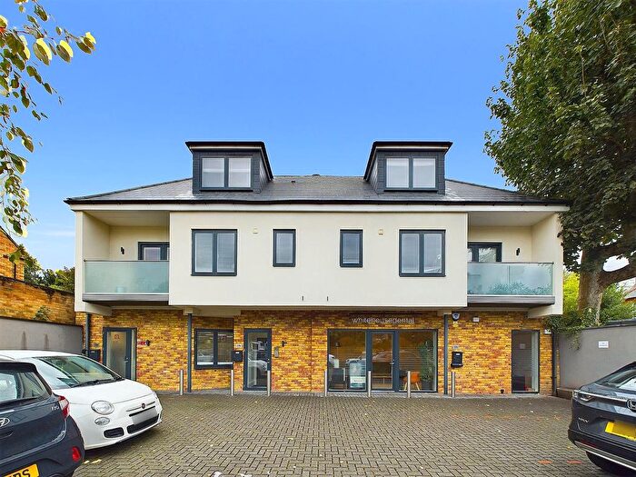 2 Bedroom Flat To Rent In Princes Road, Kew, Richmond, TW9